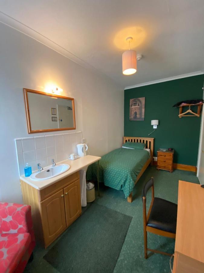 Masslink Guest House Horley Exteriör bild