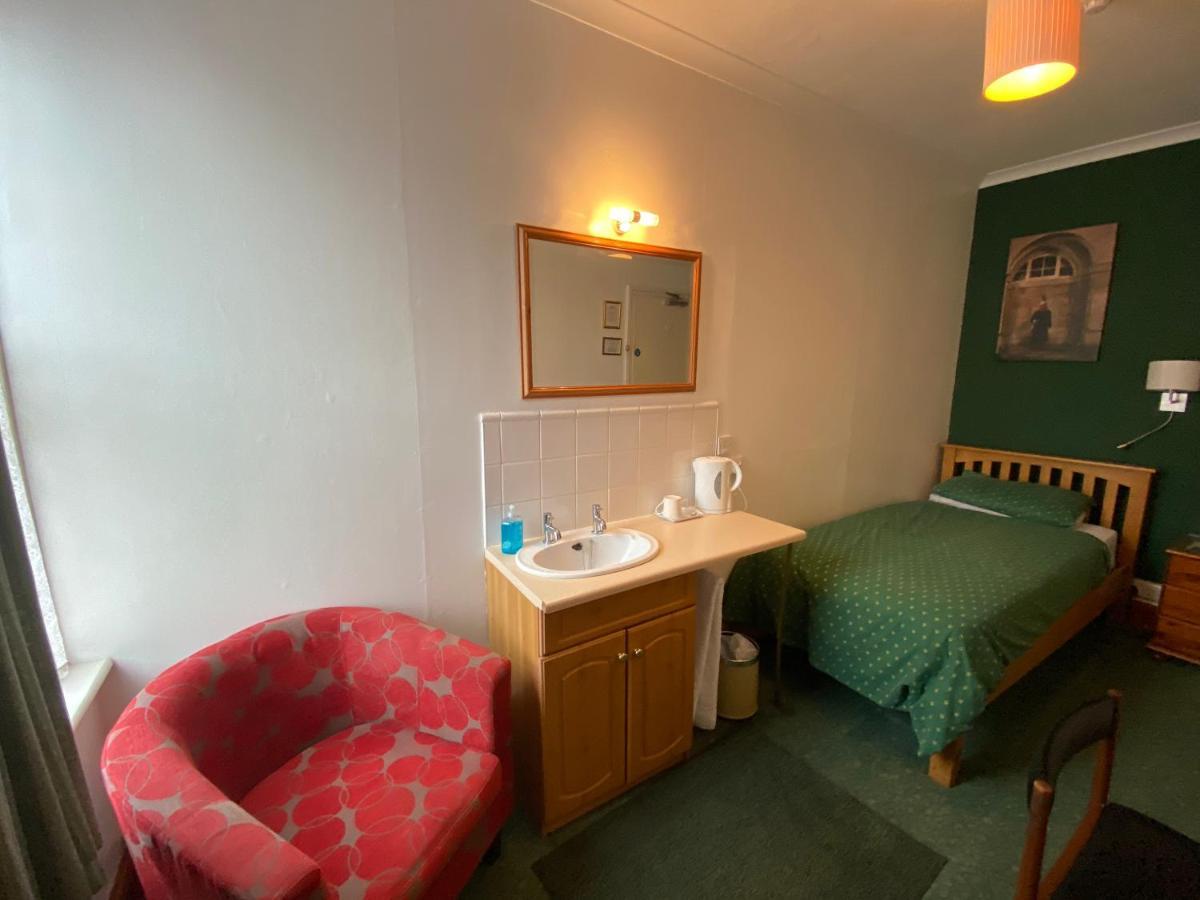 Masslink Guest House Horley Exteriör bild